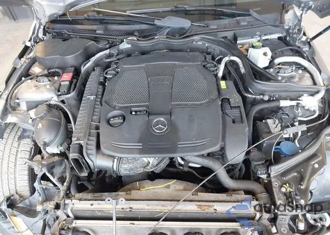 2014 Mercedes-Benz C 300 Sport 4Matic z USA, uszkodzony, nr VIN WDDGF8AB1EG201552